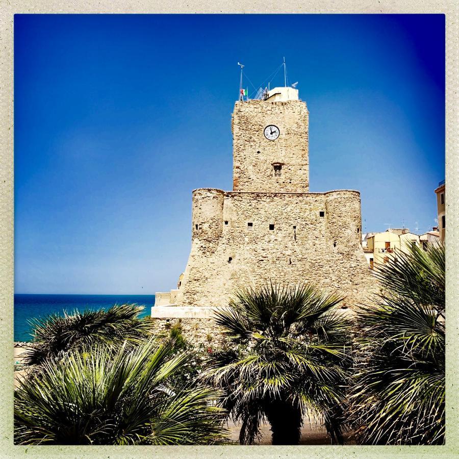 Termoli, Nel Cuore Del Centro Storico Villa Exterior foto